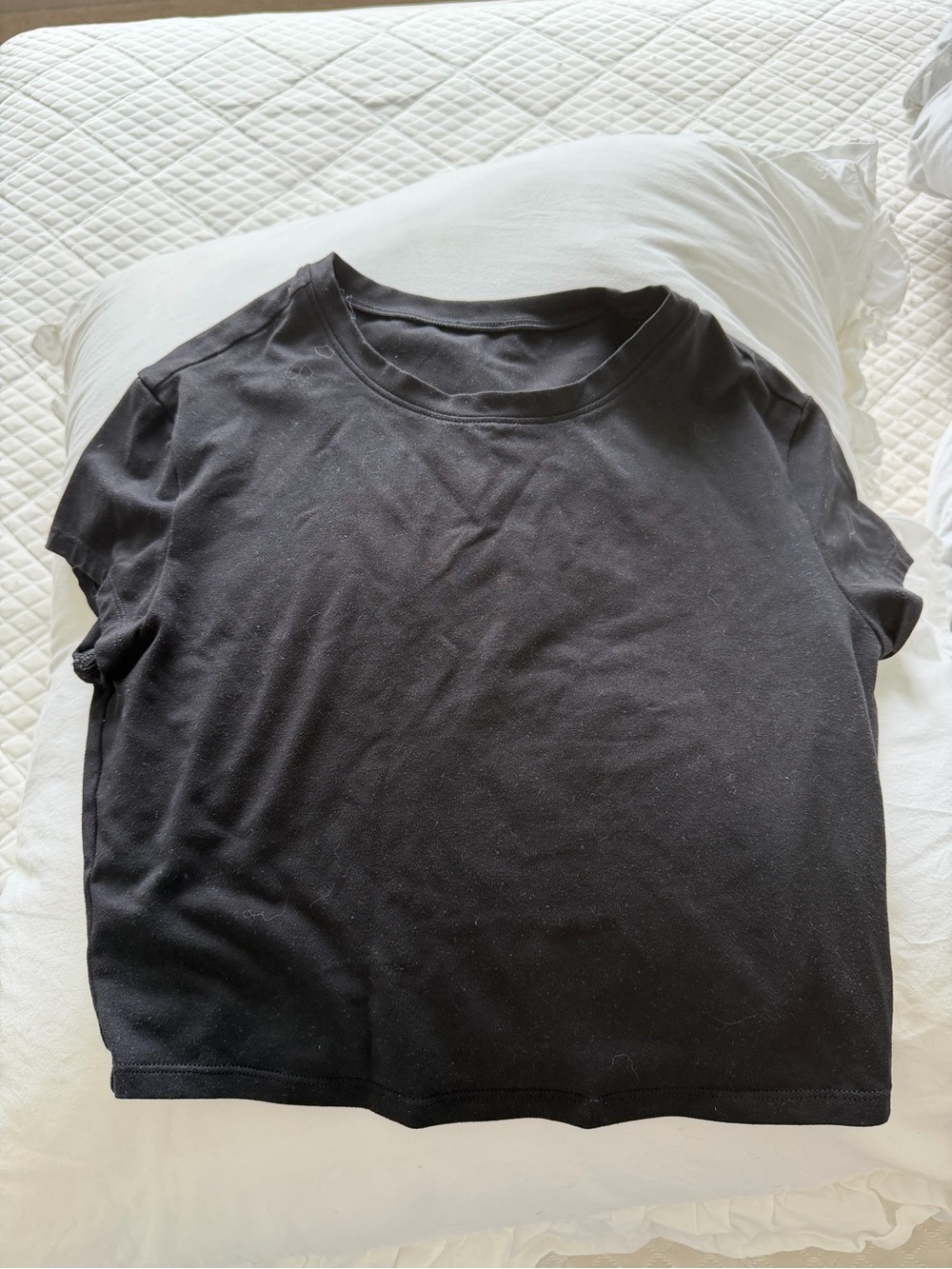 Black Cropped Alo Yoga Top